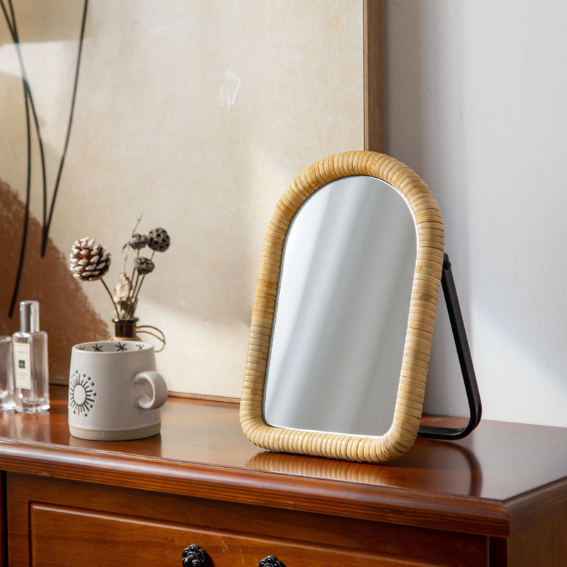 Rattan Mirror Round - Meja rias rotan dengan cermin bundar